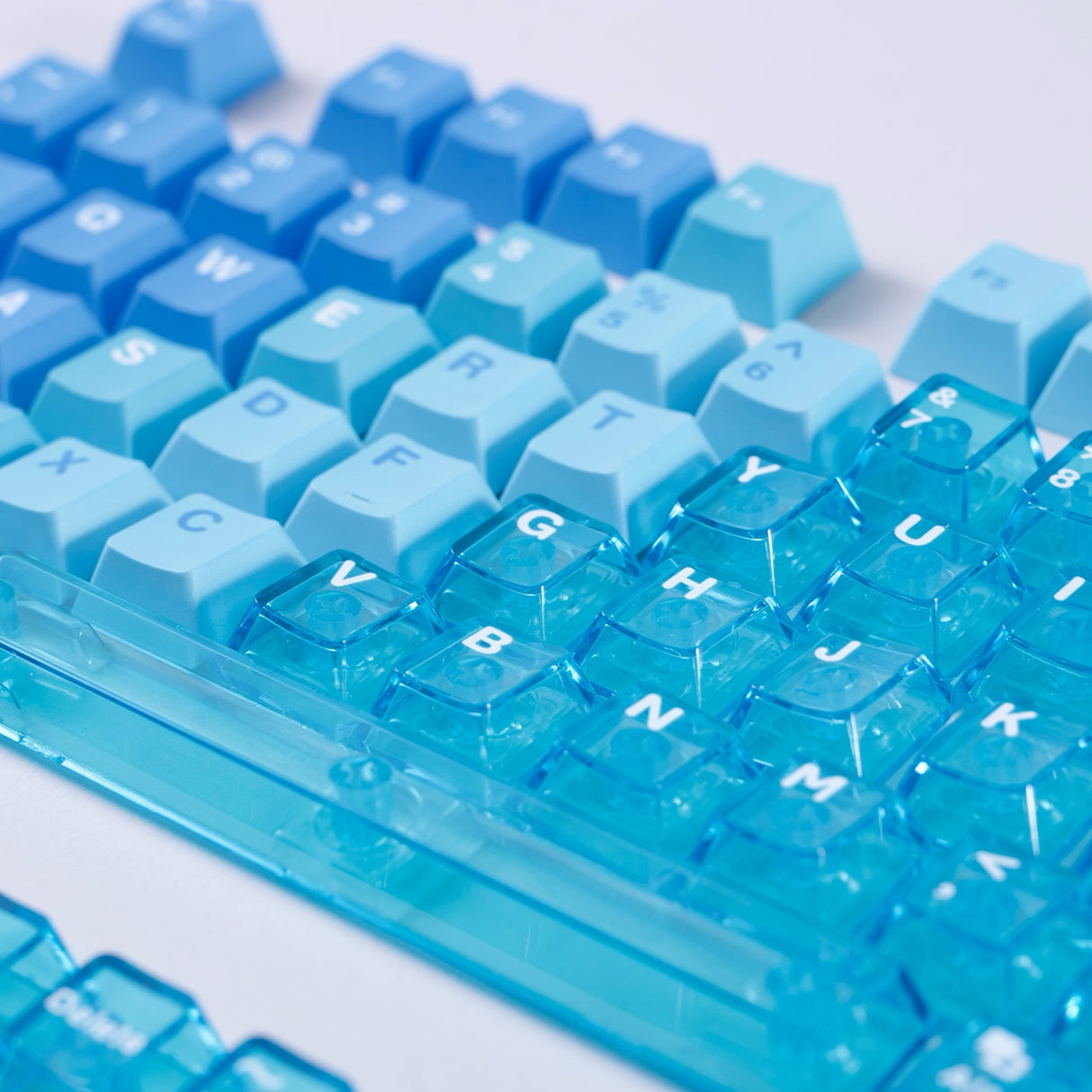 Mint Nova Keycaps Crystal PC Edtion