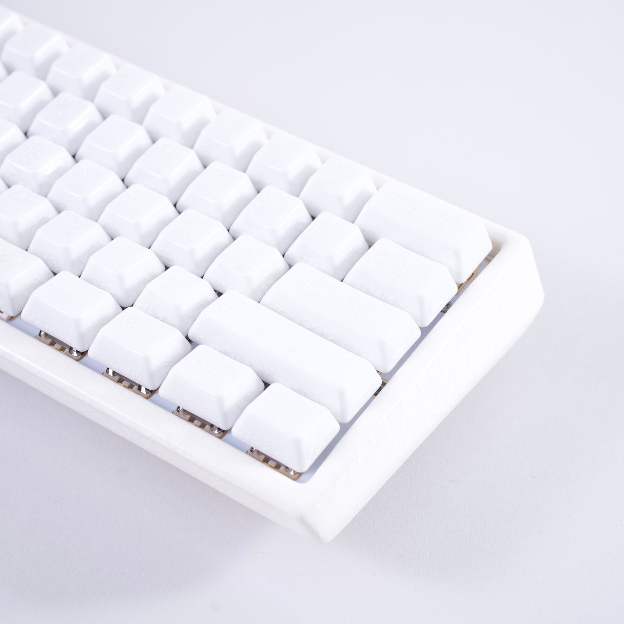 HYPE BASIC CUSTOM｜White Glaze Edition
