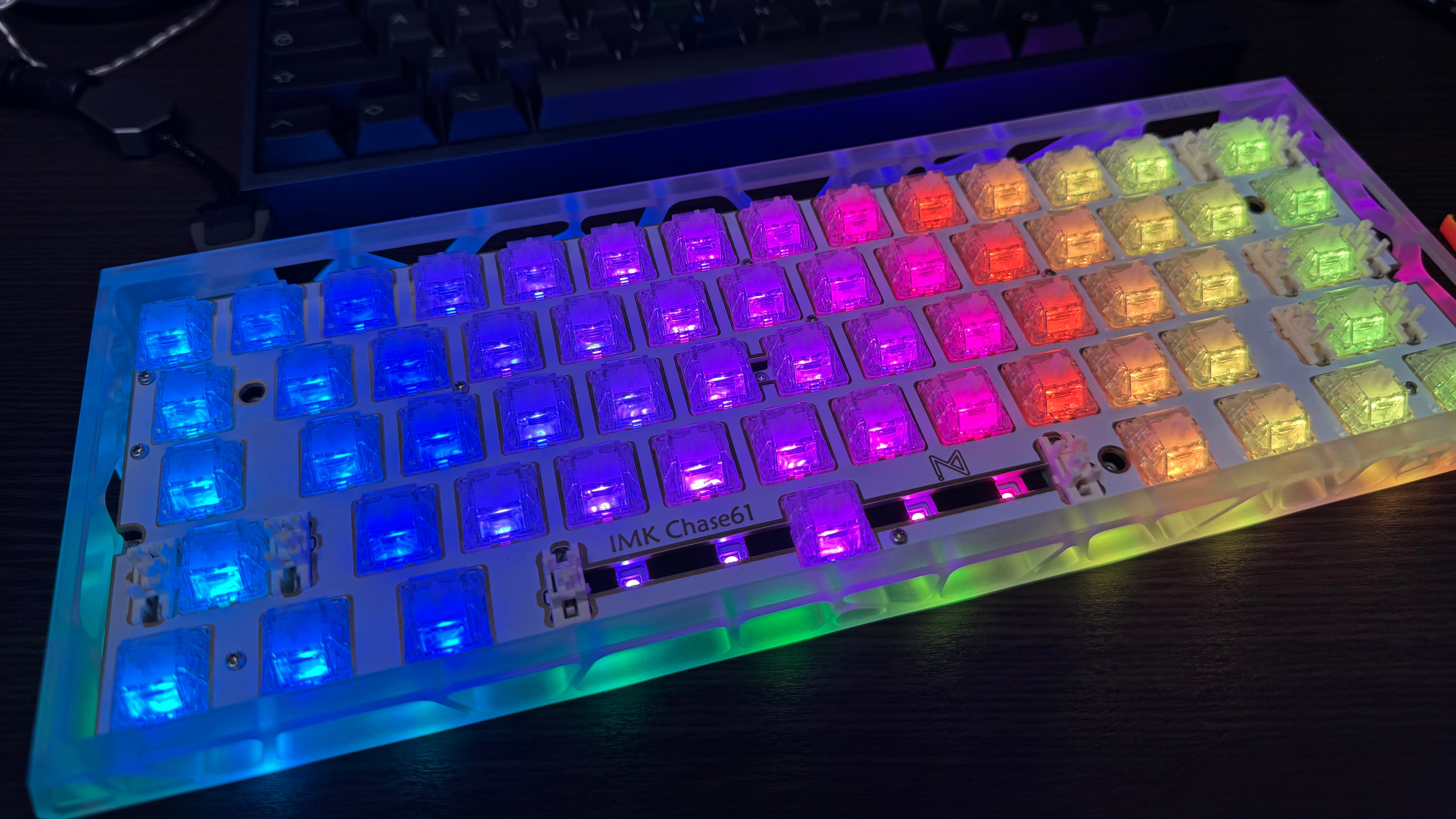 キーボード iMK Chase61 セール中 【美品・動作確認済】iMK Chase61 磁気キーボード 国内