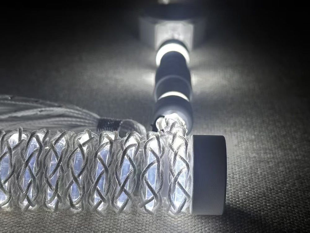 UNKNOWN ERROR Keyboards Coiled Cable D20 cool white