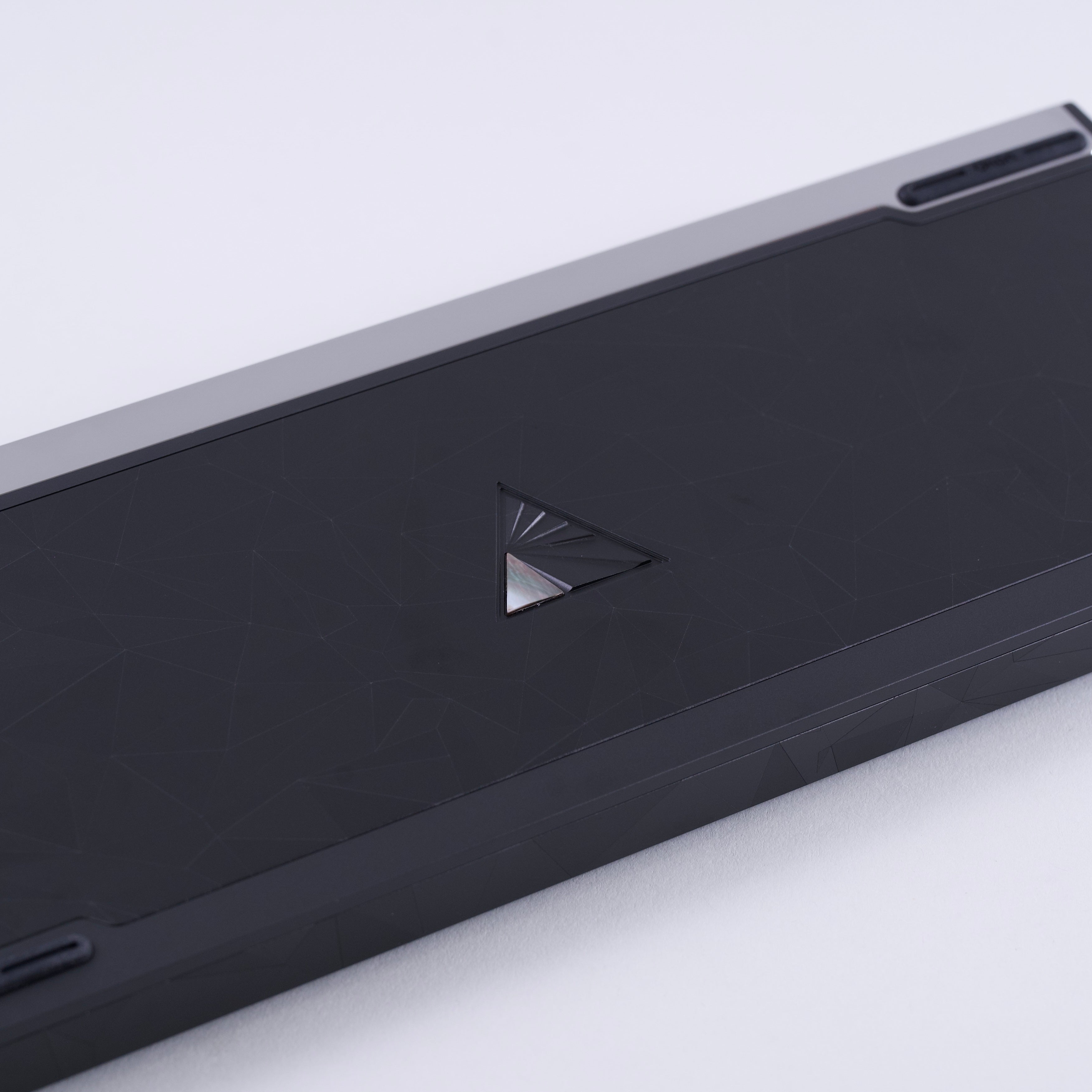 UR Studio M1X Prism Case – HYPESHOP